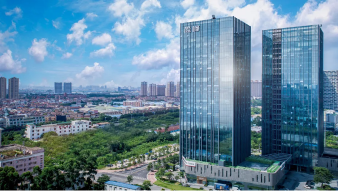 �ᶨս���۽�������Ͷ���з�����������Ӫ��21.62�ڡ������껯36.43�ڡ���ͬ�ܶ�445��